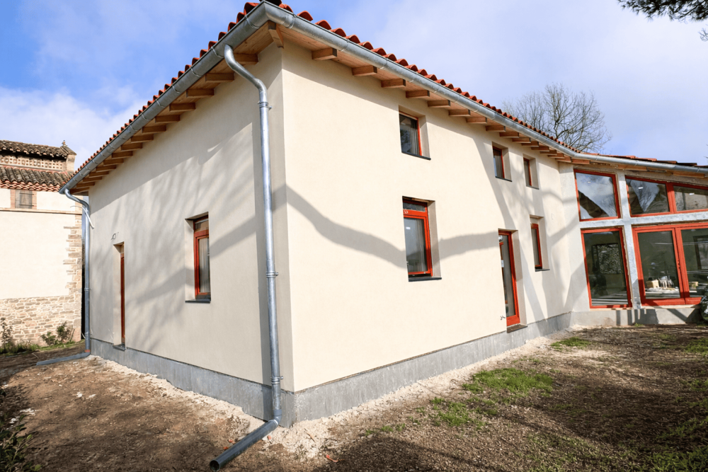 Réalisation d'un enduit de façades sur une maison ossature bois/lattis métalliques à Vaïssac